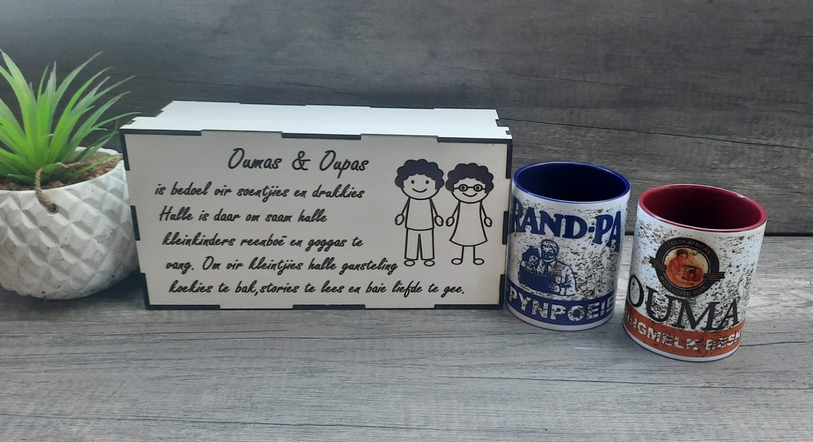whatsapp-image-2022-04-30-at-1.45.04-pm-26.jpeg Ouma & Oupa - Mug gift set - Image 1