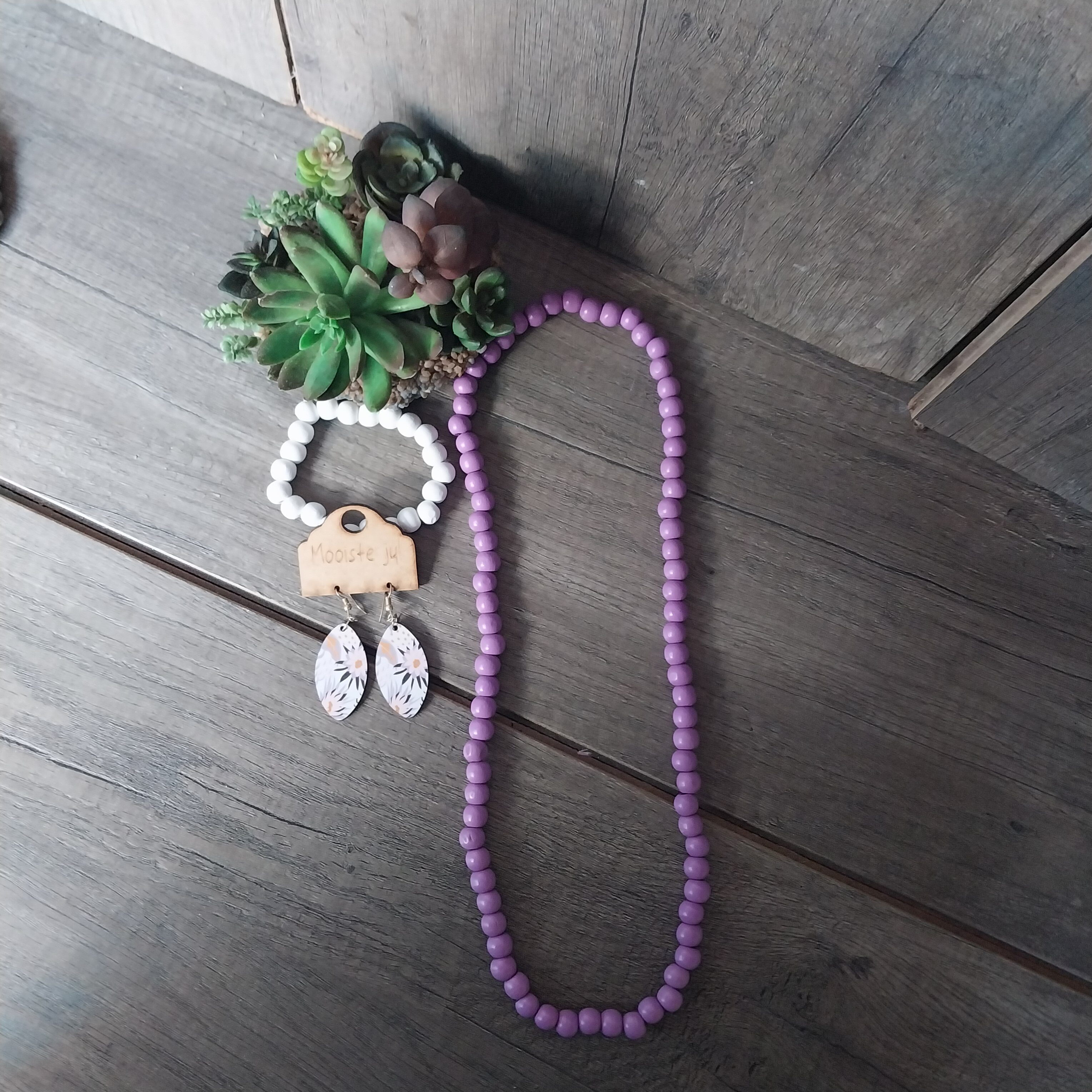 20250513_100554-3.jpg Beaded Combo - 3 Piece Set - Necklace Bracelet & Earrings - Image 1