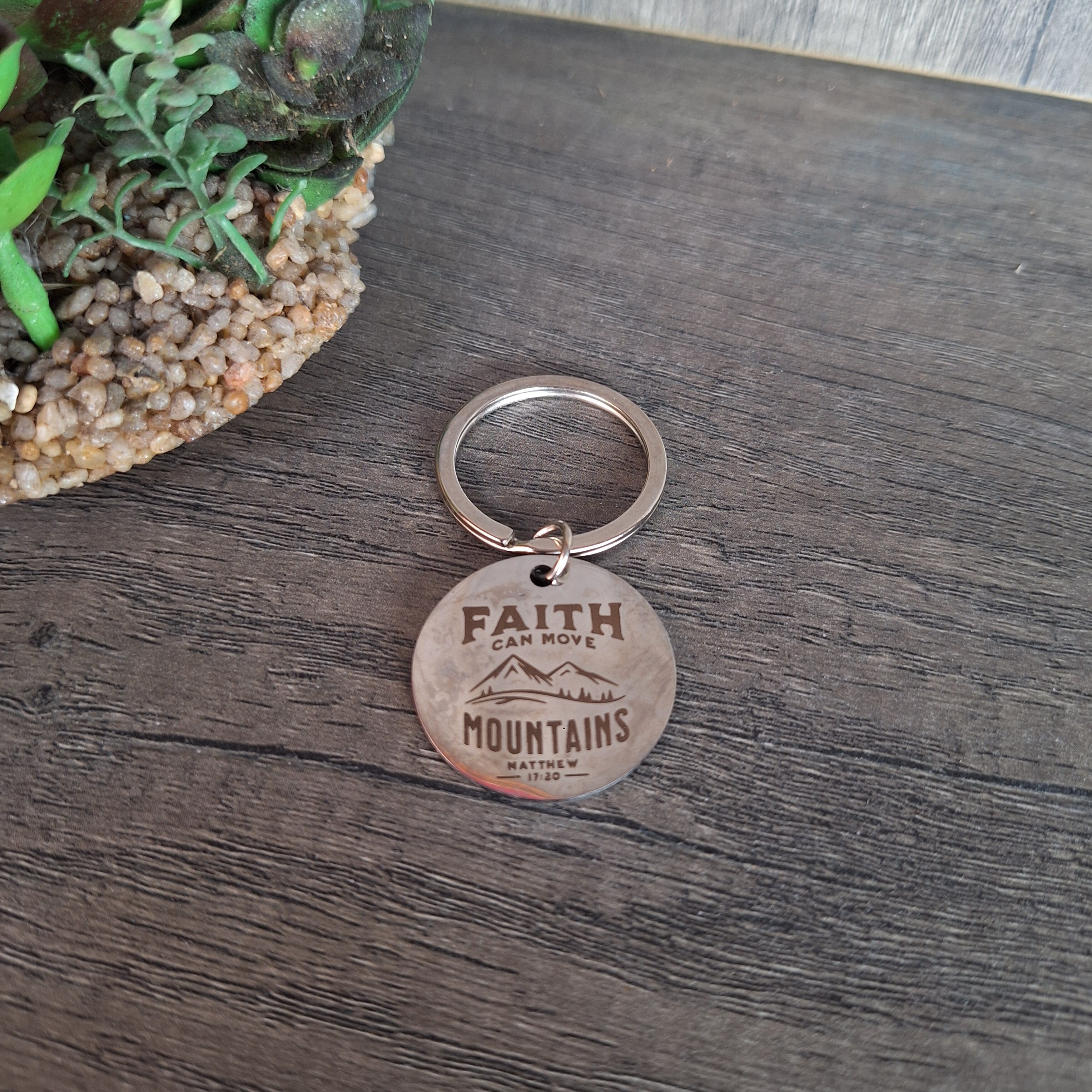 20260814_103803.jpg Faith can move Mountains -Keychain - Image 1